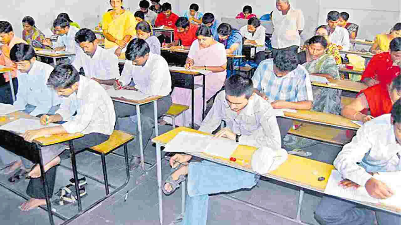 BE.d General Candidates: మాకెందుకీ అన్యాయం