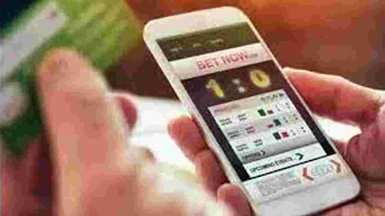 Online Gambling: బెట్టింగ్‌ యాప్‌ కేసుల మూలాల్లోకి సిట్‌