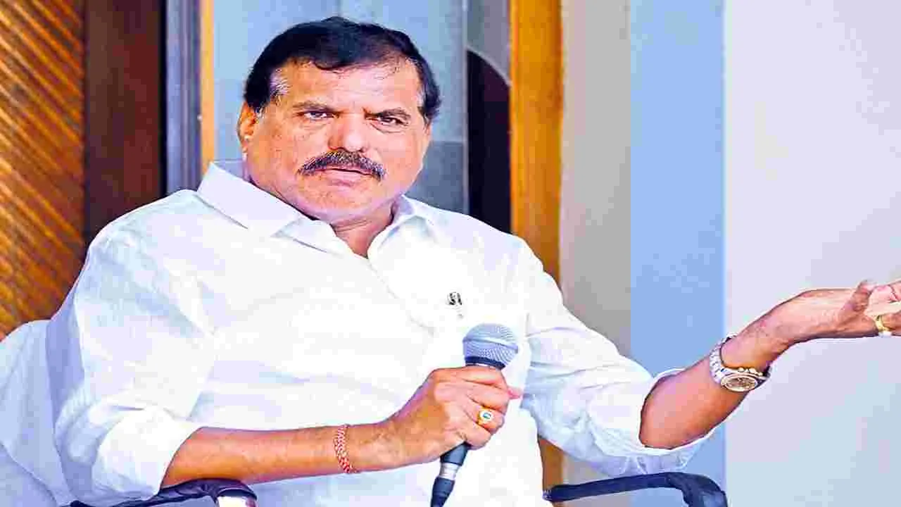 Botsa Satyanarayana: సంబంధం లేని వ్యక్తులను కేసుల్లో ఇరికిస్తున్నారు 