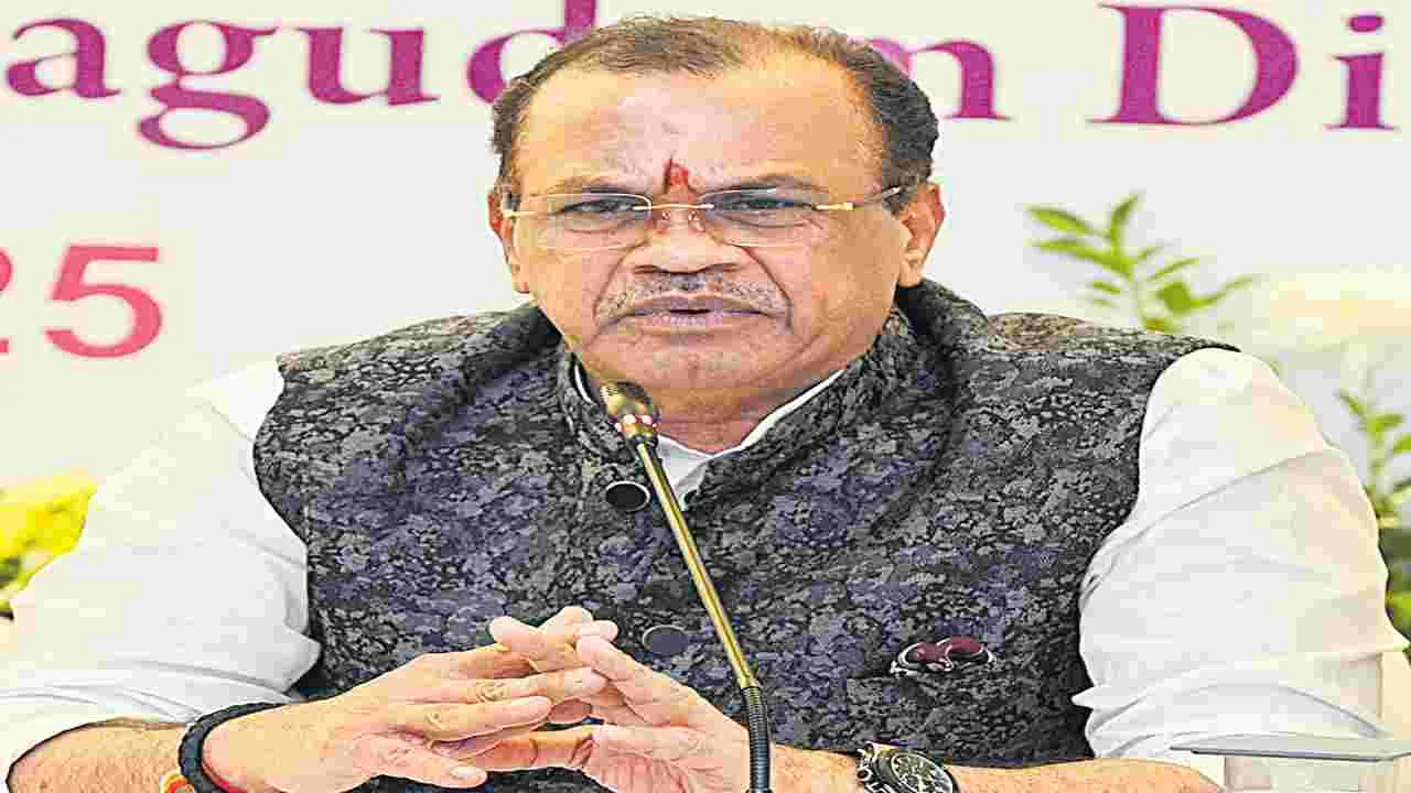 Minister Komatireddy: టిమ్స్‌ పనుల నాణ్యతలో రాజీపడొద్దు