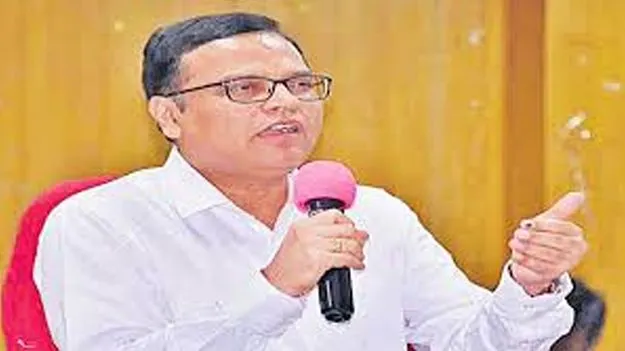 హాస్టళ్లలో నాణ్యమైన భోజనం అందించాలి: సీఎస్‌