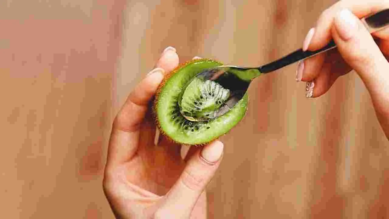 Summer Health Tips: వేసవిలో ఈ పండును రోజూ ఒకటి తినడం వల్ల ఏమవుతుందో తెలుసా..