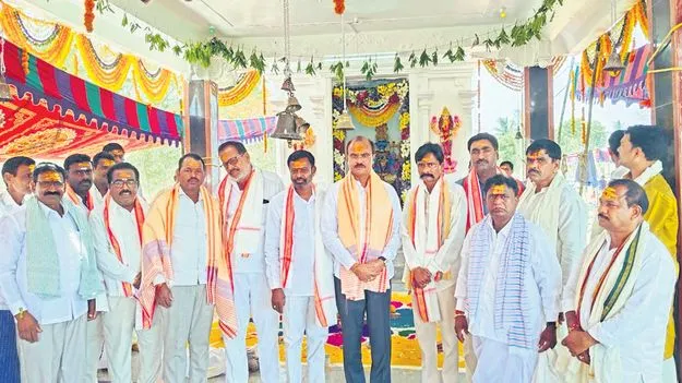  భక్తి భావాన్ని పెంపొందించుకోవాలి 