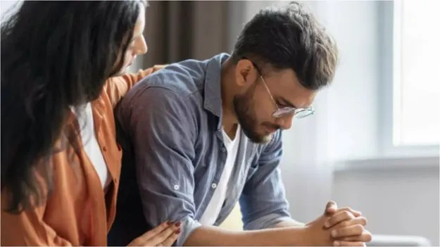 Relationship Tips: మీ భర్త తక్కువగా మాట్లాడతారా.. కారణం ఇదే..