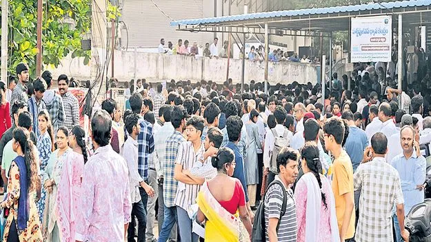 గణితం-1, ఫిజిక్స్‌-2 పేపర్లు కఠినం