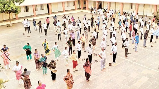 ఘనంగా యోగా డే