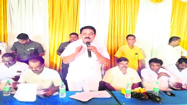 Palle టీడీపీని బలోపేతం చేయండి :  పల్లె 