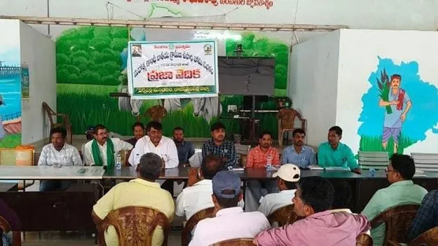 ఉపాధిహామీ పనుల్లో సిబ్బంది చేతివాటం