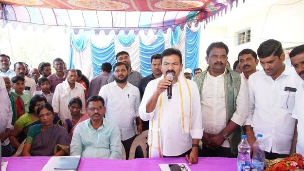 అధికారులే వచ్చి సమస్యలు పరిష్కరిస్తారు