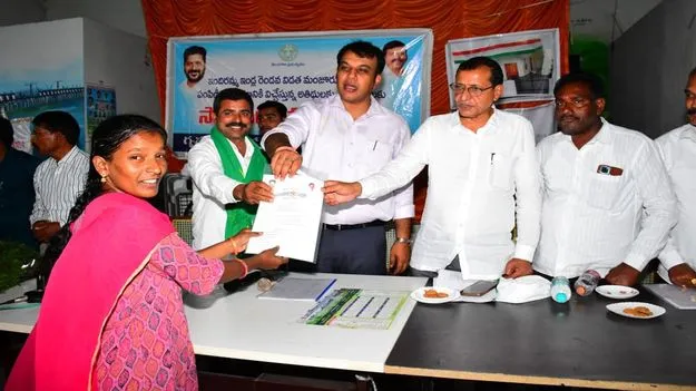 పేదల సంక్షేమానికి ప్రభుత్వం కృషి