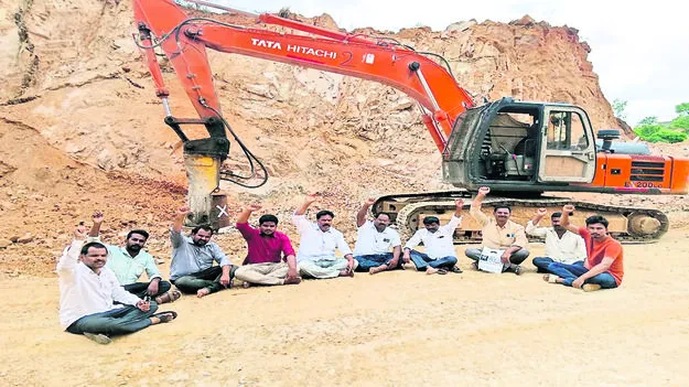  compensation పరిహారం ఇచ్చాకే రోడ్డు పనులు చేపట్టాలి