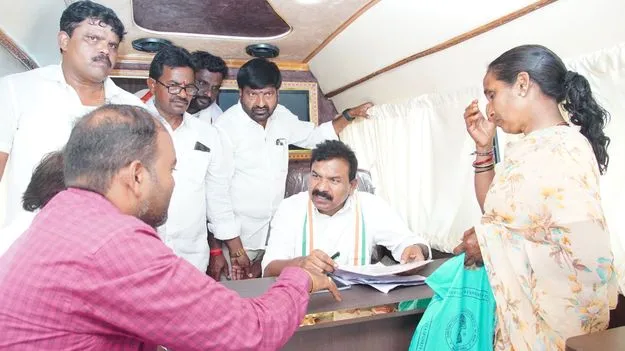 ప్రజా సమస్యల పరిష్కారానికి ‘ఎమ్మెల్యే ఆన్‌ వీల్స్‌’ 