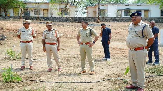 బాధితులకు భరోసా కల్పించాలి