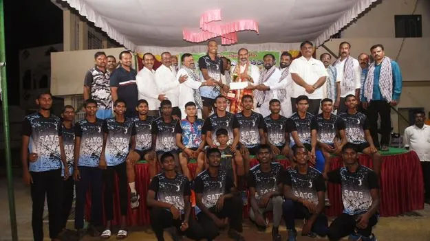 క్రీడలకు మొదటి ప్రాధాన్యం 