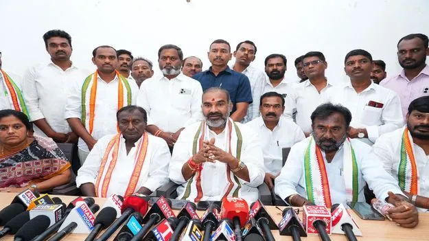 అభివృద్ధితో ముందుకు వెళితే ఓర్వలేకపోతున్నారు..