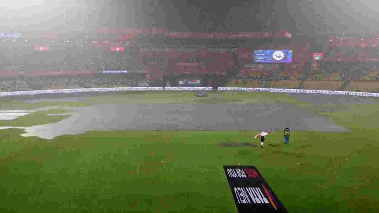 IPL 2025 KKR vs RCB: మ్యాచ్ వర్షార్పణం.. ఇరు జట్లకు చెరో పాయింట్