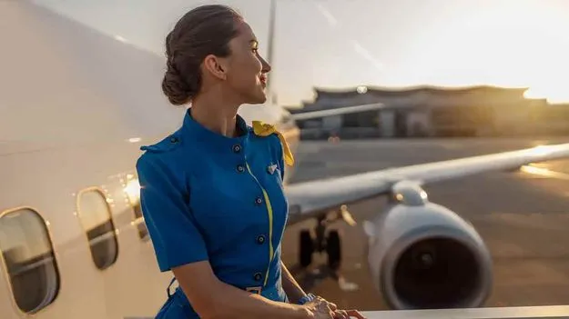 Air Hostess: ఎయిర్ హోస్టెస్ కావాలనుకుంటున్నారా ?