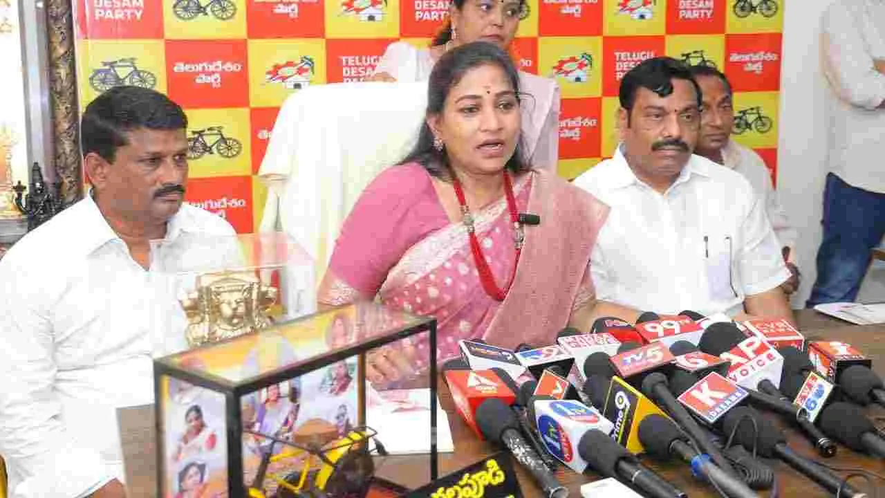 సీఎం చంద్రబాబు 75వ జన్మదిన వేడుకలు.. పాల్గొన్న హోంమంత్రి అనిత