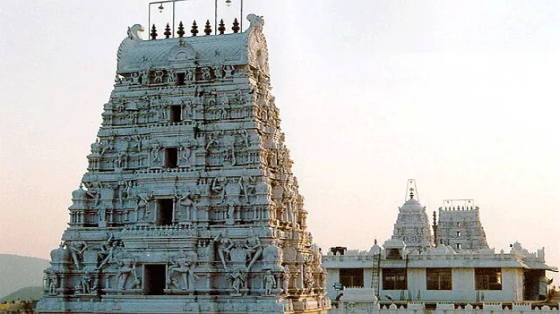 అన్నవరం దేవస్థానం మాస్టర్‌ప్లాన్‌ను పునఃపరిశీలన చేయాలి