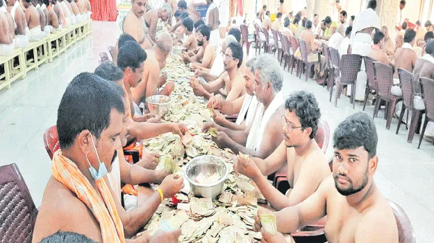 సత్యదేవుడి హుండీల ఆదాయం రూ.1.55 కోట్లు