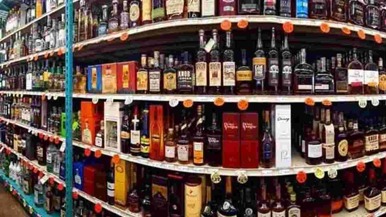 AP Alcohol Scam: ఏపీ లిక్కర్‌ స్కాంలో ఆ ముగ్గురు