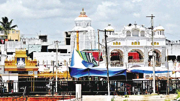 arasavalli : ఆదిత్యా.. వీరి నిర్లక్ష్యం చూసితివా?