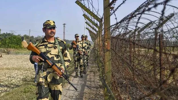 High alert: బంగ్లాదేశ్ సరిహద్దుల్లో హై అలర్ట్.. ఎందుకంటే..