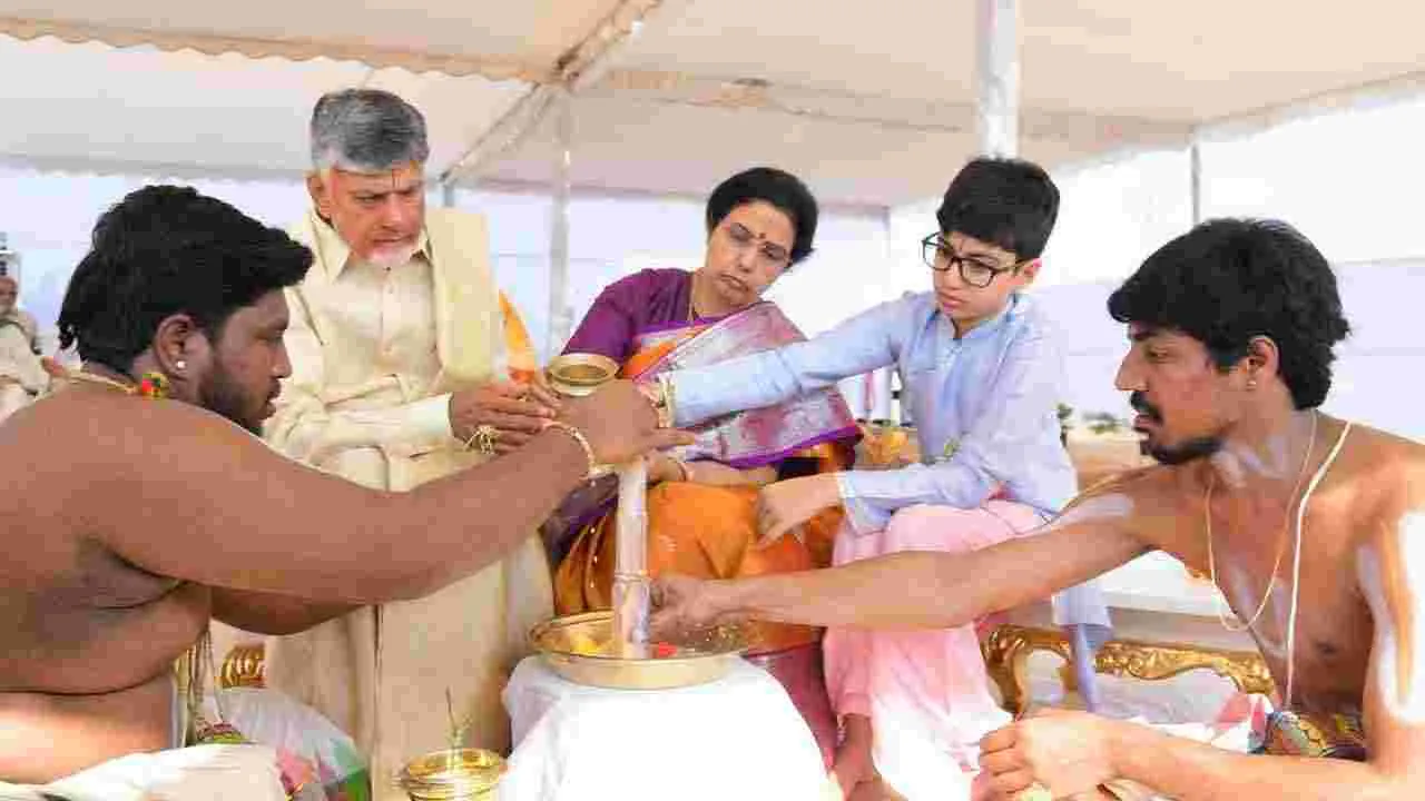 చంద్రబాబు కొత్త ఇంటి నిర్మాణానికి శంకుస్థాపన