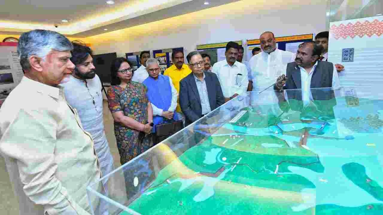 16వ ఆర్థిక సంఘం సభ్యులతో సీఎం చంద్రబాబు భేటీ..