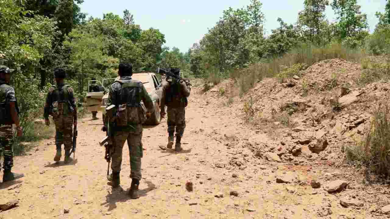 Chhattisgarh Encounter: ఛత్తీస్‌గఢ్‌లో ఎన్‌కౌంటర్.. కీలక నేత హతం