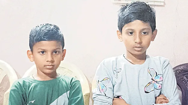 అమ్మ, నాన్న ఉండి.. అనాథలే!