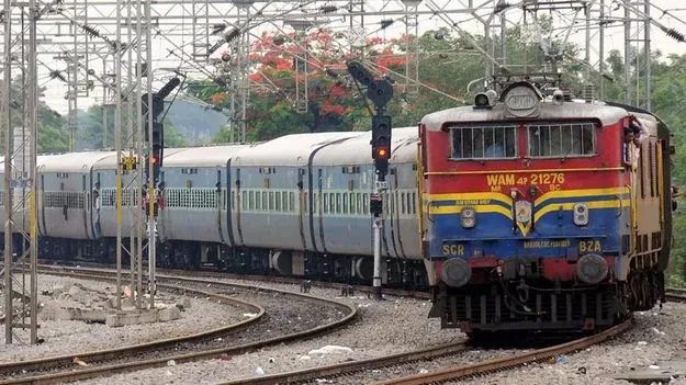 Trains: హైదరాబాద్ - కలబురిగి మధ్య 4 ప్రత్యేక రైళ్లు