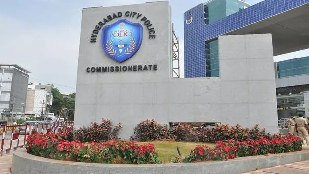 Inspectors: 146 మంది ఇన్‌స్పెక్టర్ల బదిలీ