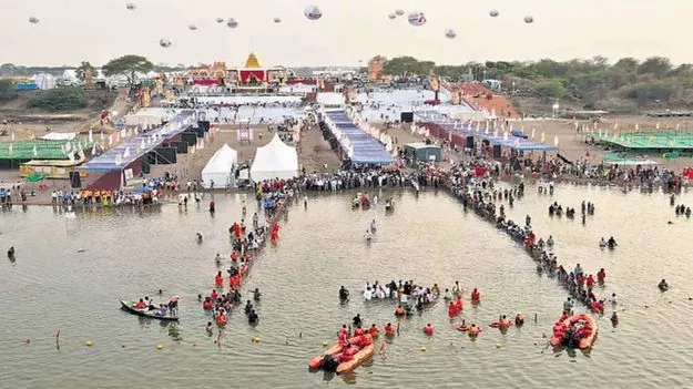 Hyderabad: ఎస్సీ ఎంపీని ఆహ్వానించకపోవడం దుర్మార్గం..