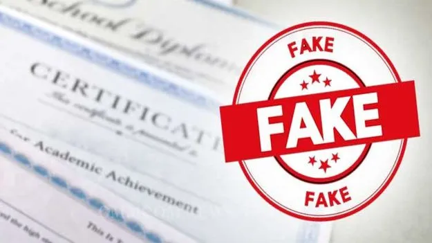 Hyderabad: విదేశాలకు వెళ్లేవారే టార్గెట్.. కన్సల్టెన్సీ మాటున ధ్రువపత్రాల విక్రయం