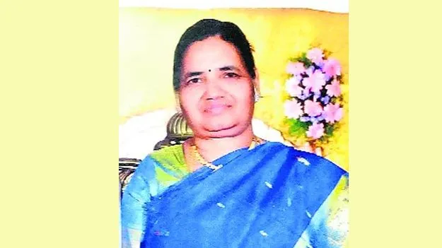 Hyderabad: పట్టపగలు.. మహిళను కట్టేసి.. 