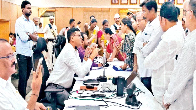 Petitions : అర్జీలకు సత్వర పరిష్కారం చూపాల్సిందే