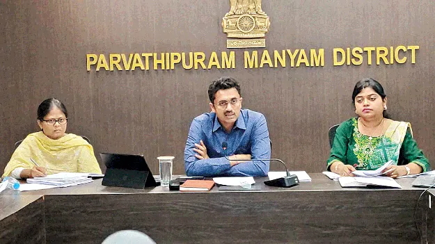   Tenant Farmers  కౌలు రైతులకు రుణాలు అందించాలి