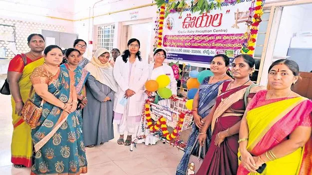  నకిరేకల్‌ ఆస్పత్రిలో ‘ఊయల’ ఏర్పాటు