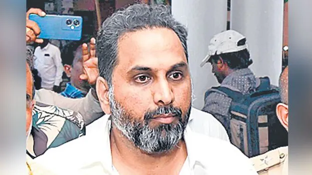 High Court : రాజ్‌ కసిరెడ్డికి ఝలక్‌