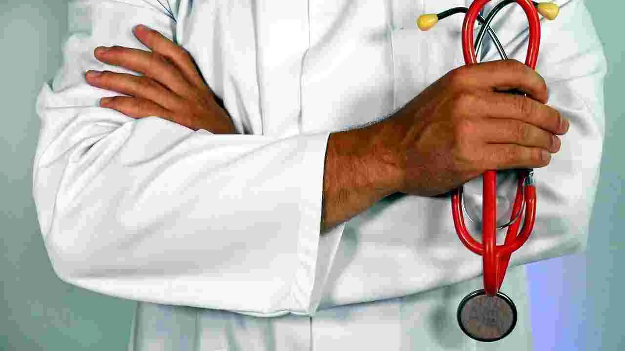 Summer Health Tips: వేసవిలో ఈ పండును రోజూ ఒకటి తినడం వల్ల ఏమవుతుందో తెలుసా..