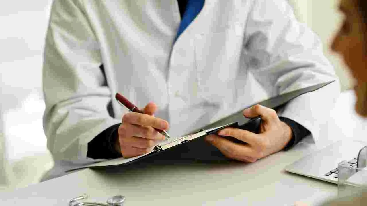 Constipation: మీ ఆహారంలో ఈ 5 పండ్లను చేర్చితే.. మలబద్ధక సమస్యకు చెక్ పడ్డట్లే..