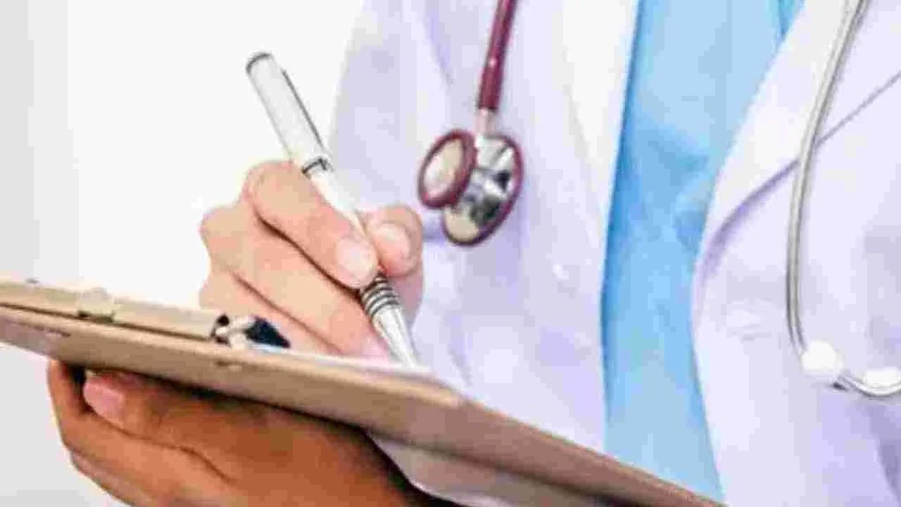 Health Tips: మూత్రాన్ని బలవంతంగా ఆపుతున్నారా.. అయితే ఈ సమస్యలు తప్పవు.. 