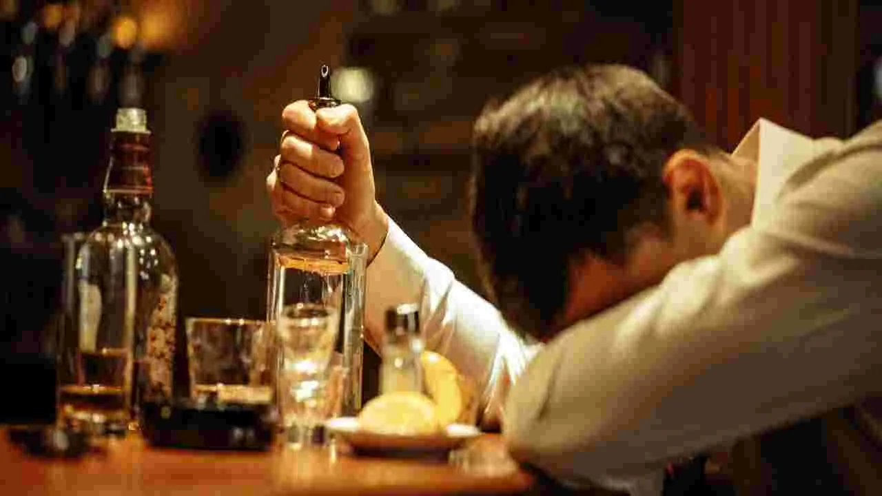 Blood Pressure Problem: మీకు బీపీ సమస్య ఉందా.. అయితే ఈ 5 పదార్థాలకు దూరంగా ఉండడం బెటర్..