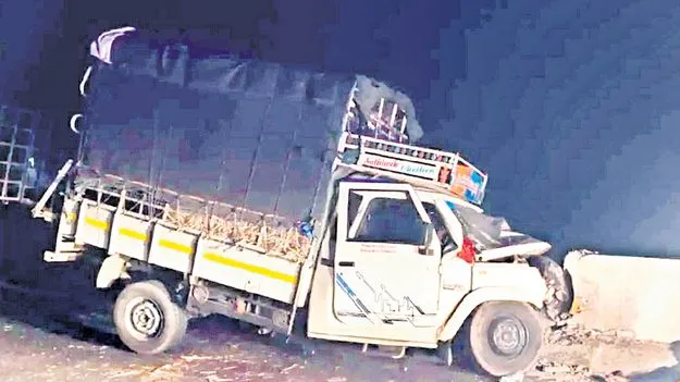 Karnataka Fatal Crash: కర్ణాటకలో రోడ్డు ప్రమాదం