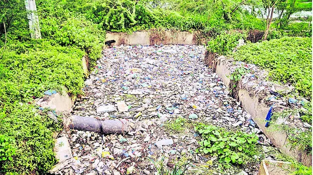 పుడమితల్లికి పుట్టెడు కష్టాలు