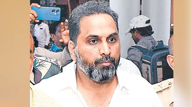 Liquor Scam: రాజ్‌ సహాయకుడు అరెస్ట్‌