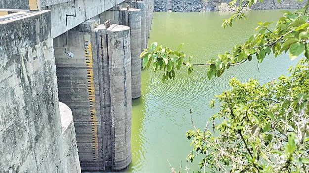 ‘ఏలేరు’లో భారీగా తగ్గిన నీటి నిల్వలు