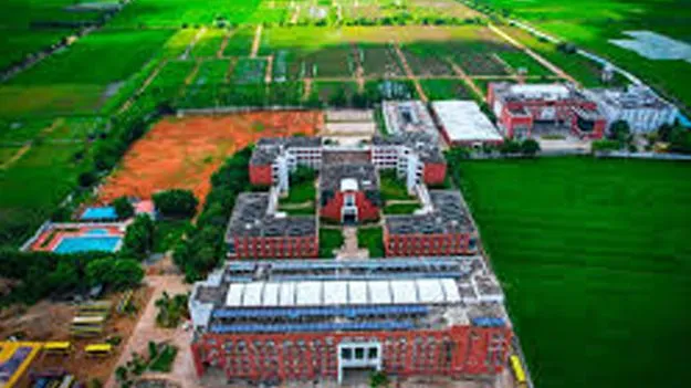 VVIIT Now a University with MBA and BBA Courses: విశ్వవిద్యాలయంగా వీవీఐటీ కళాశాల