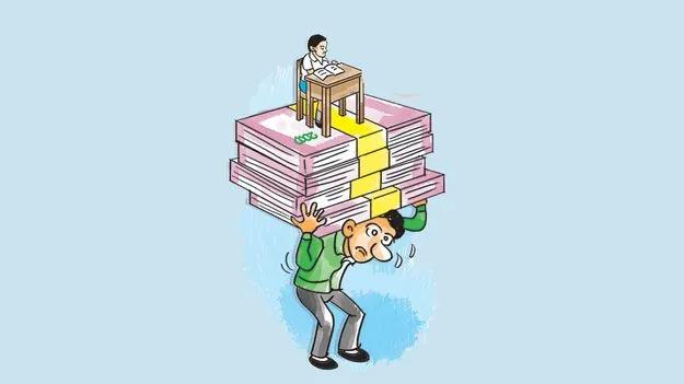 ఎల్‌కేజీకి రూ.లక్ష!